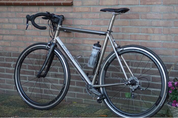 Fietser gewond bij aanrijding tussen fietsers