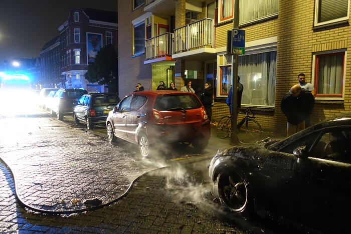 Auto volledig verwoest door brand