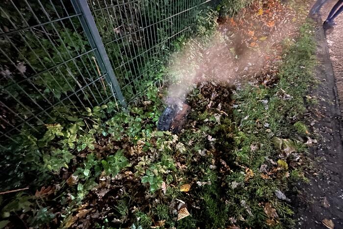 Brand in schoorsteen van woning