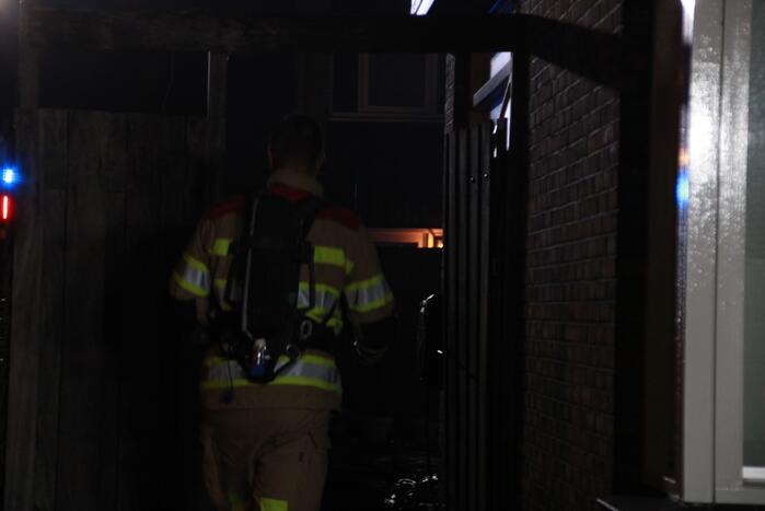 Brand in woning door vuurwerk