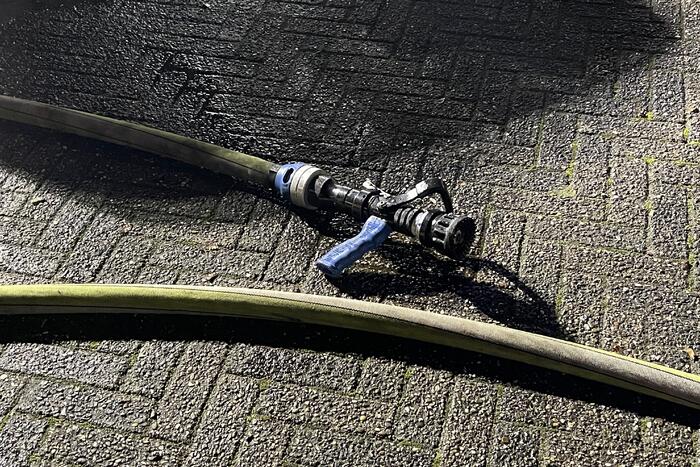 Auto volledig verwoest door brand