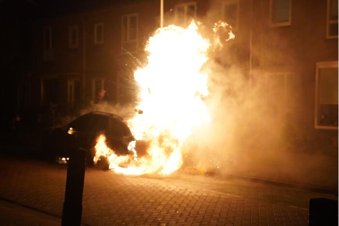 Auto volledig uitgebrand