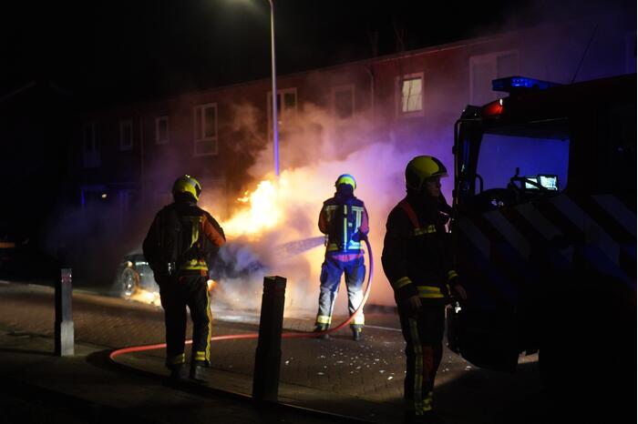 Auto volledig uitgebrand