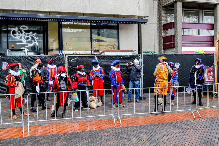 Veel politie door demonstratie voor Zwarte Piet