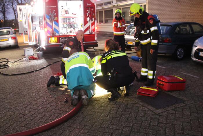 Gewonde bij uitslaande brand in flat