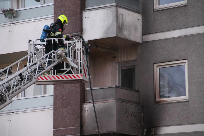 Gewonde bij uitslaande brand in flat