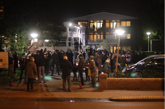 Protest tegen overplaatsing Irakees gezin uit azc