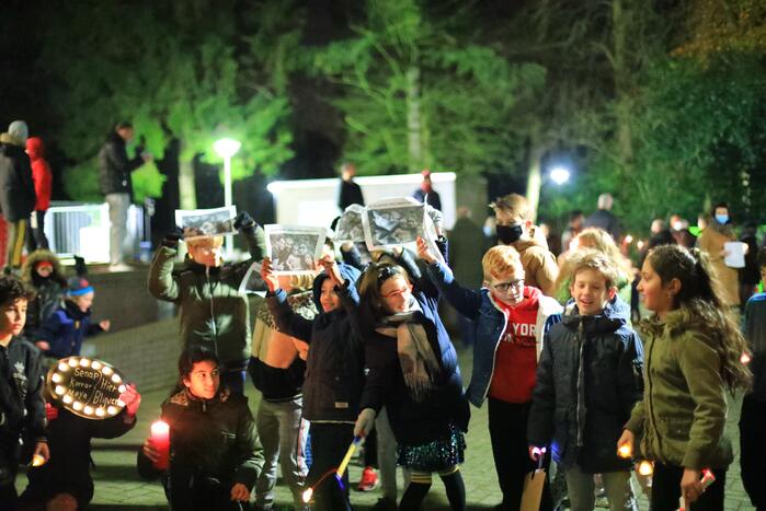 Protest tegen overplaatsing Irakees gezin uit azc