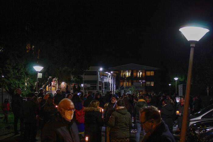 Protest tegen overplaatsing Irakees gezin uit azc