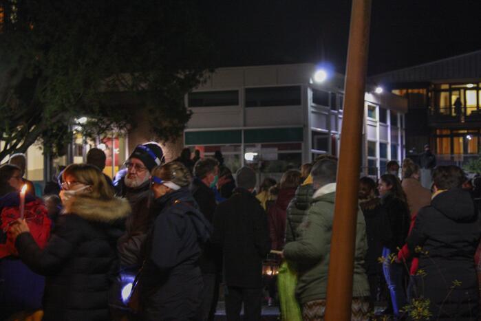 Protest tegen overplaatsing Irakees gezin uit azc