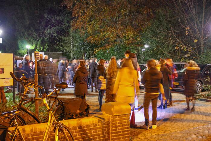 Protest tegen overplaatsing Irakees gezin uit azc