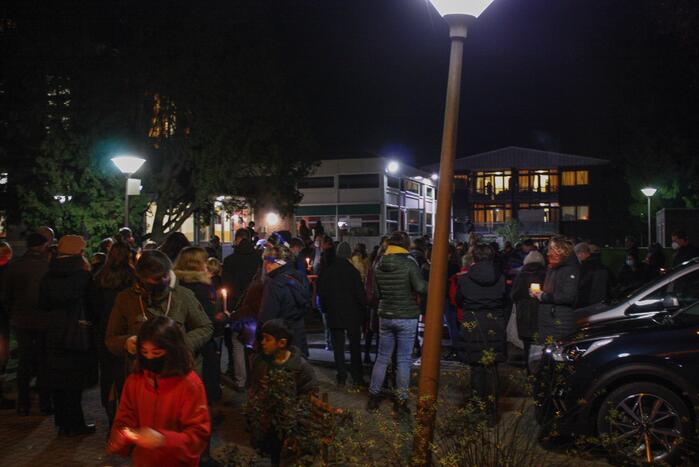 Protest tegen overplaatsing Irakees gezin uit azc