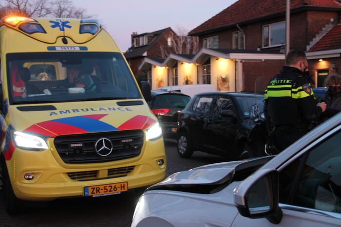 Jongetje geschept door auto