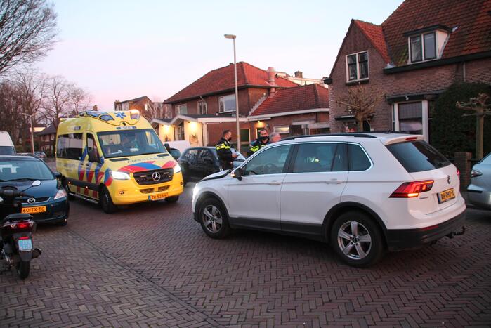 Jongetje geschept door auto
