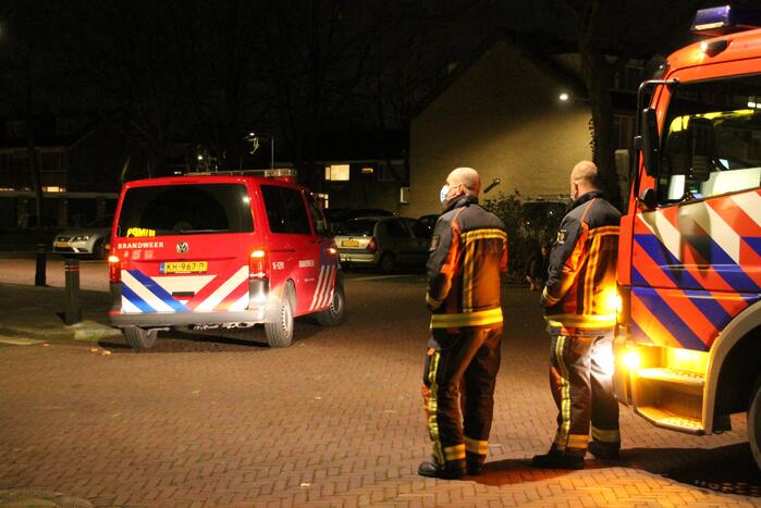 Bewoonster naar ziekenhuis na mogelijke gaslucht