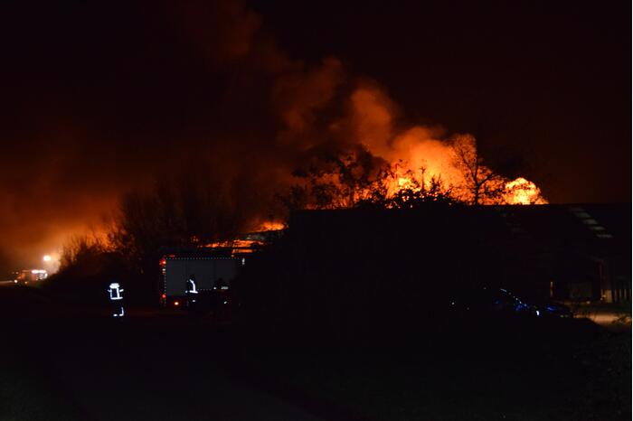 Grote brand verwoest boerenschuur