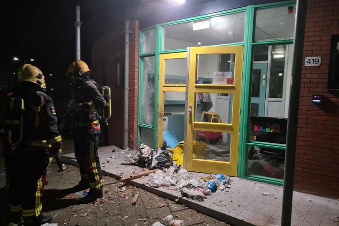 Veel schade bij kinderdagverblijf door vuurwerkbom