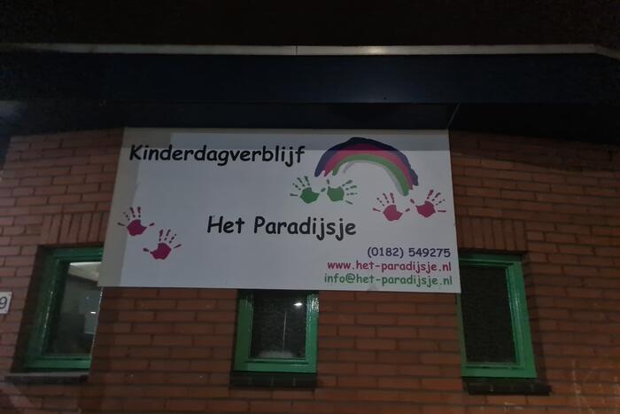 Veel schade bij kinderdagverblijf door vuurwerkbom