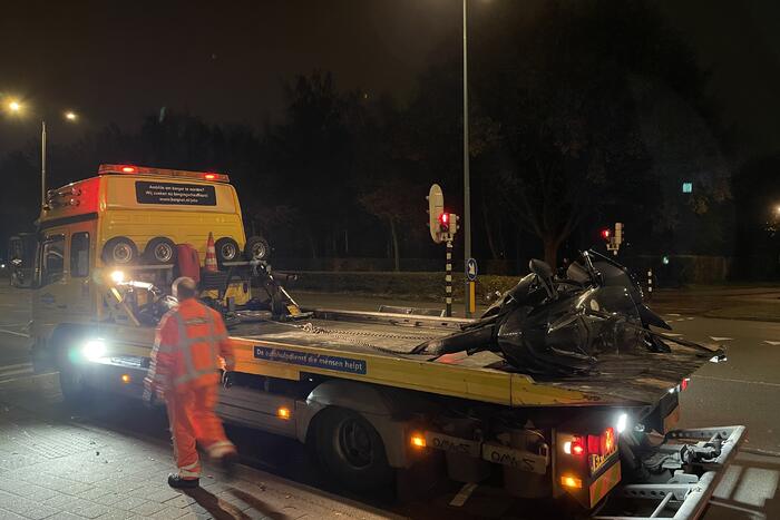Motorrijder gewond na aanrijding met auto