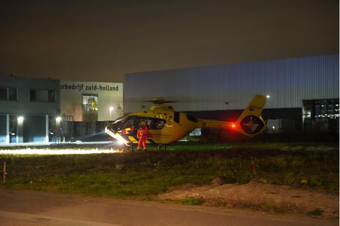 Traumahelikopter ingevlogen voor bedrijfsongeval