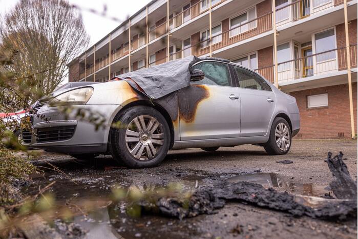 Liendert opgeschrikt door nachtelijke autobranden