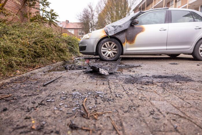 Liendert opgeschrikt door nachtelijke autobranden