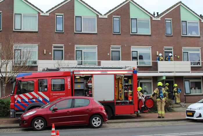 Woningen uit voorzorg ontruimd na gaslucht