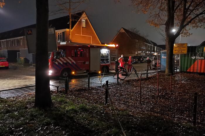 Brand gesticht onder buizen