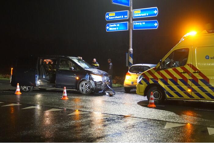 Flinke schade bij ongeval op kruising