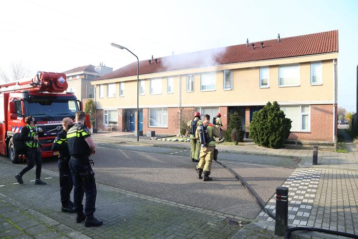 Brand in badkamer van woning