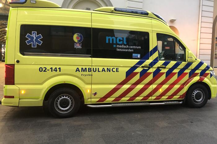 Vrouw valt van trap en raakt gewond