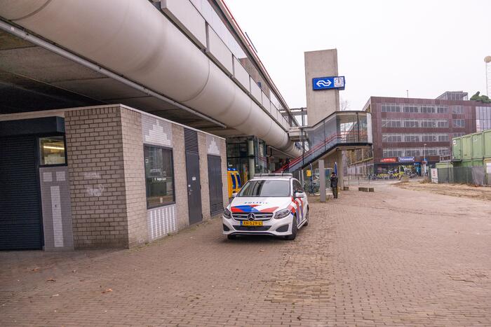 Politie aanwezig door overval op T-Mobile