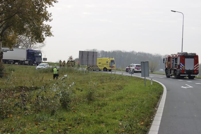 Traumahelikopter landt voor zwaargewond persoon