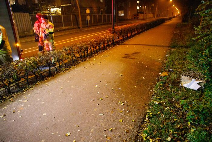 Restanten vuurwerk in brand gestoken