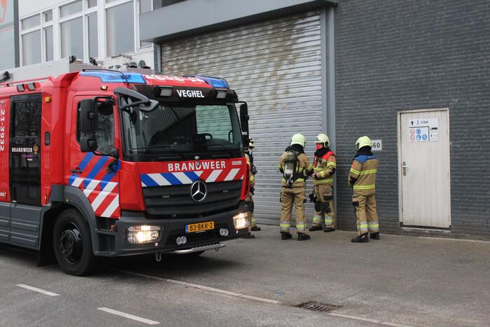 Mogelijk brand bij Victoria Mengvoeders