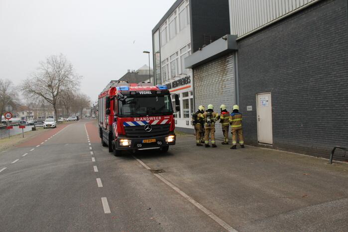 Mogelijk brand bij Victoria Mengvoeders