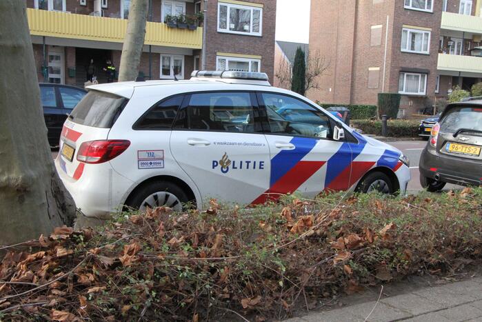 Aanhouding met getrokken wapen na vechtpartij