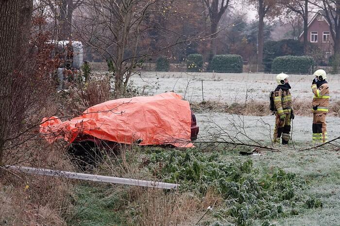 Automobilist overleden bij eenzijdig ongeval