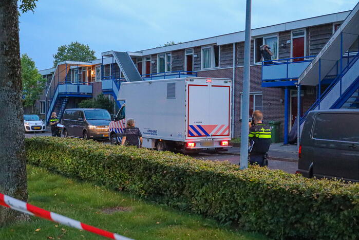 Aanhouding na aantreffen overleden vrouw