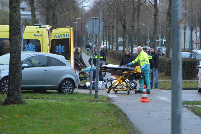 Scooterrijder gewond bij botsing met auto