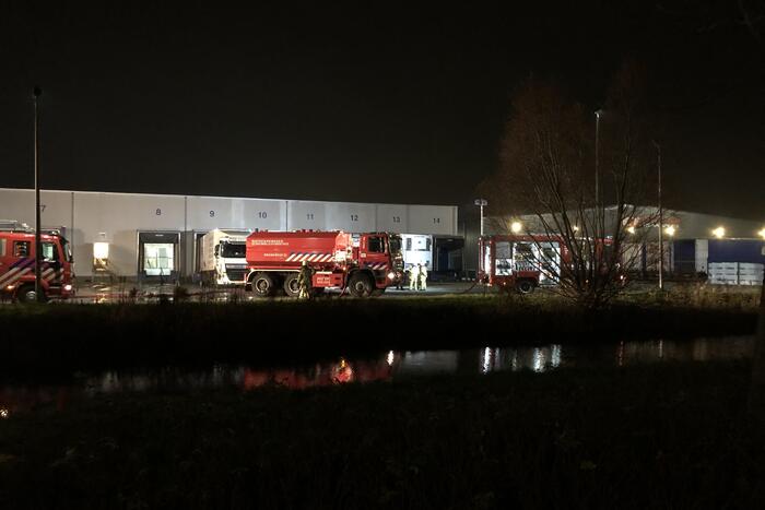 Vrachtwagen verwoest door brand