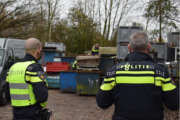 Politie vindt ondergrondse container met hennepkwekerij