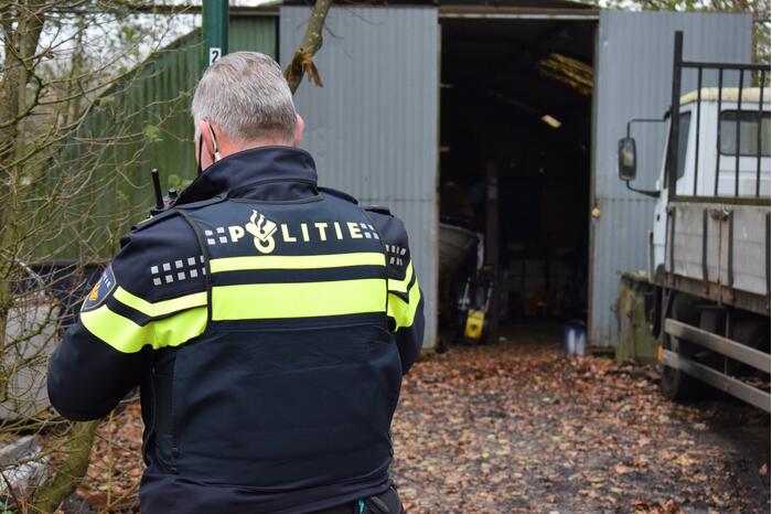 Politie vindt ondergrondse container met hennepkwekerij
