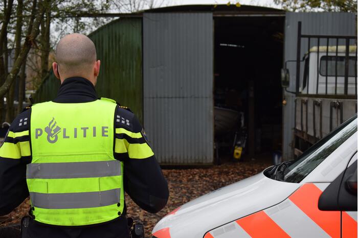 Politie vindt ondergrondse container met hennepkwekerij