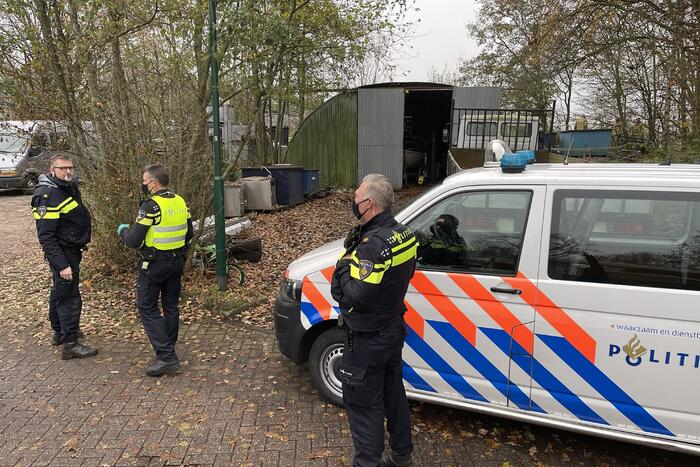 Politie vindt ondergrondse container met hennepkwekerij