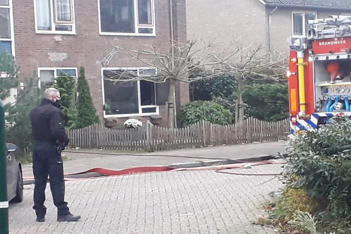 Meerdere personen ademen rook in bij brand