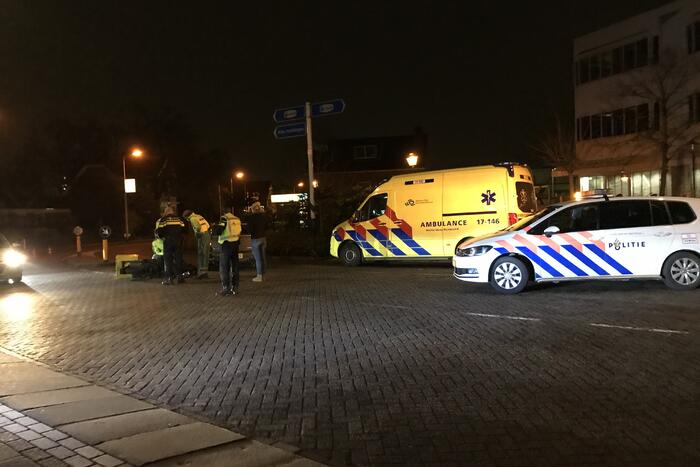 Pizzabezorger gewond na botsing met auto