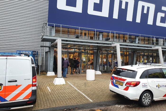 Man (62) gewond na ruzie bij bouwmarkt Gamma