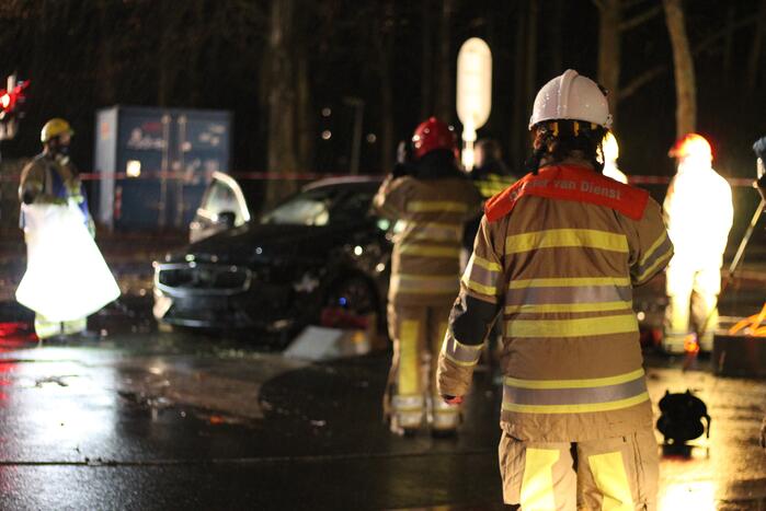 Fikse schade bij botsing tussen twee wagens