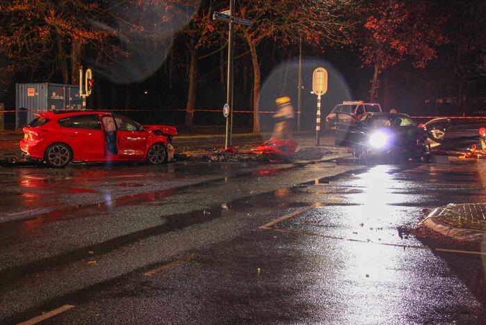 Fikse schade bij botsing tussen twee wagens